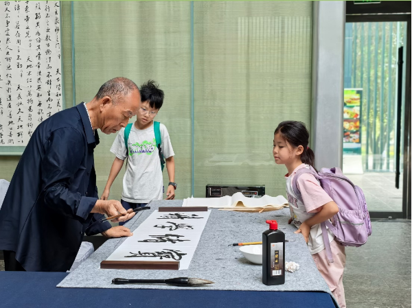 1748938069700.png 1748938069700.png